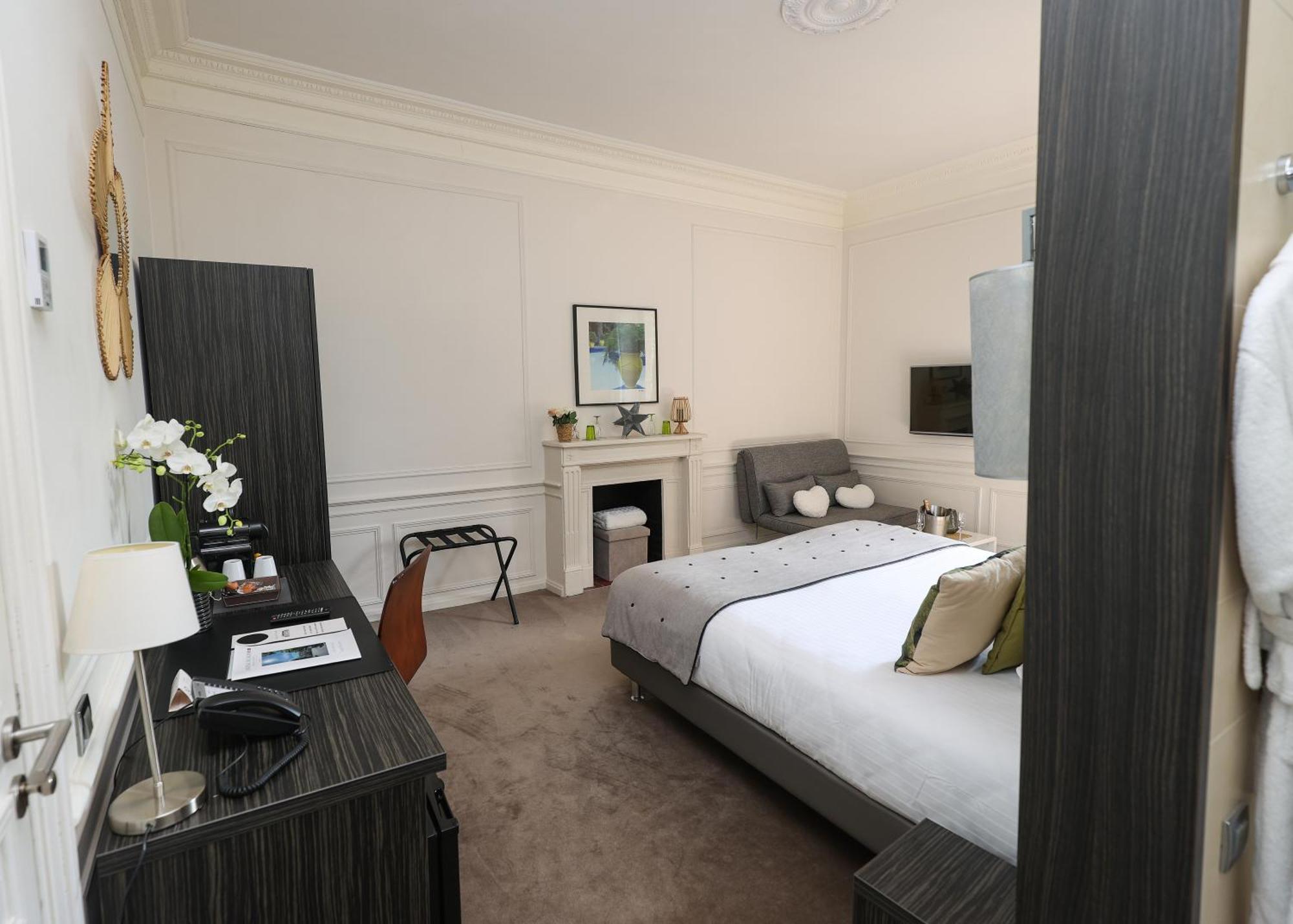 Hotel Chateau De Lacan Brive-la-Gaillarde Dış mekan fotoğraf
