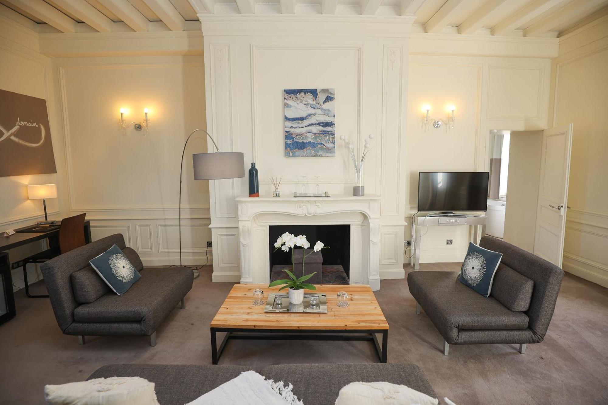 Hotel Chateau De Lacan Brive-la-Gaillarde Dış mekan fotoğraf